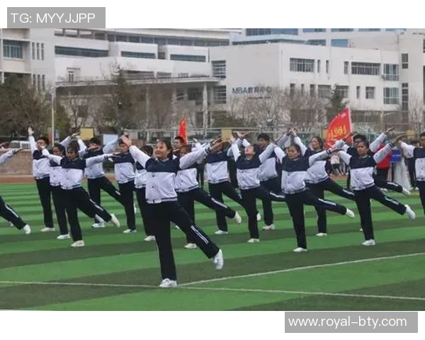 青岛科技大学足球队奋勇拼搏展现青春风采助力校园文化建设